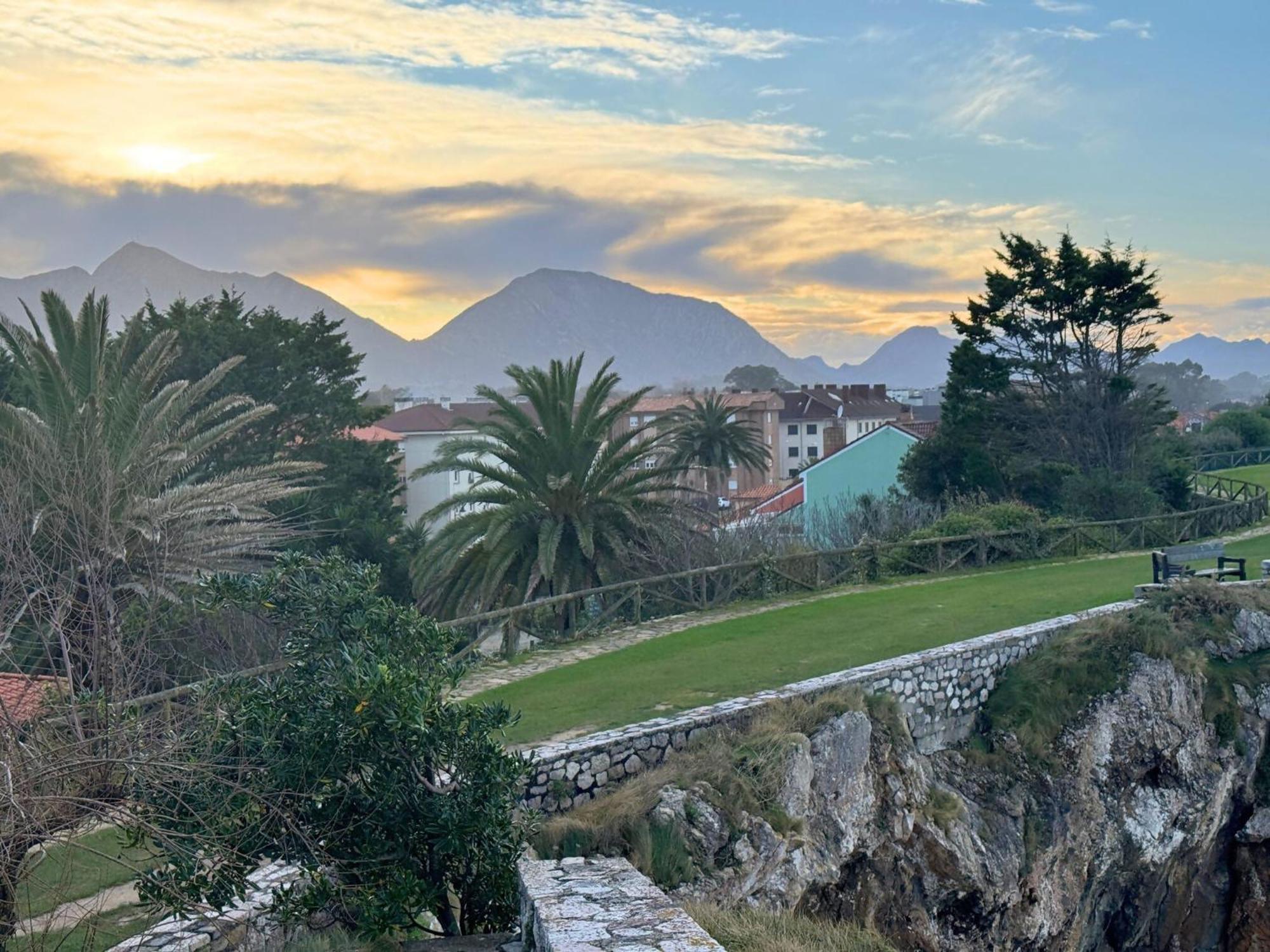 Apartamento Penaquinera En Llanes Kültér fotó